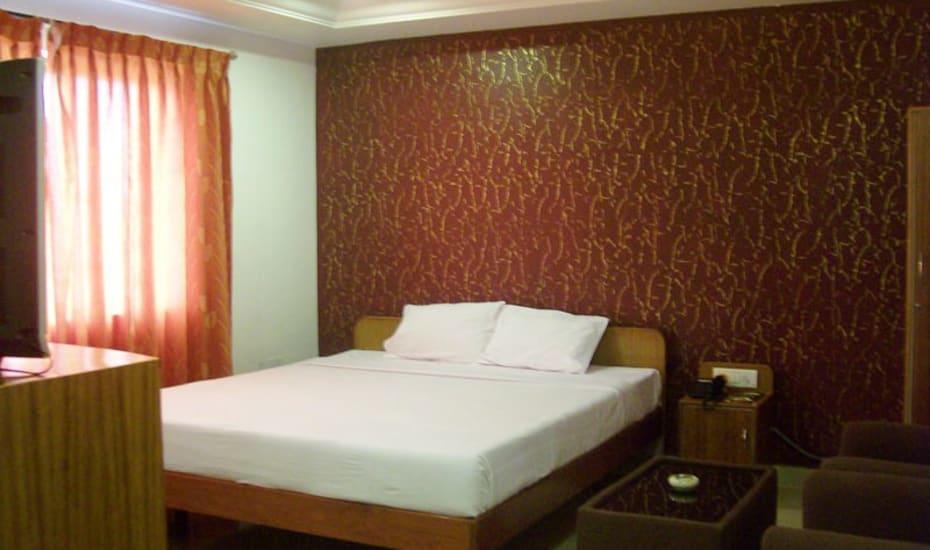 Sri Srinivasa Residency Hotel Kadapa Eksteriør billede