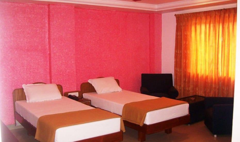 Sri Srinivasa Residency Hotel Kadapa Eksteriør billede